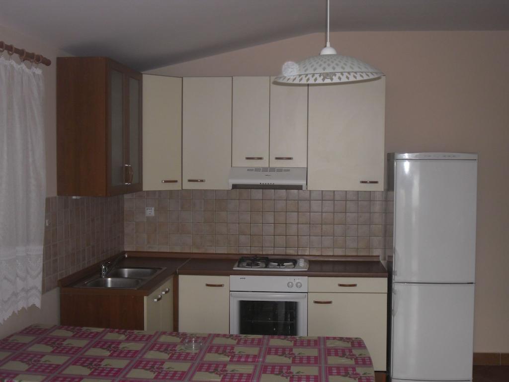 Apartments Golubic スヴェティ・ペタル エクステリア 写真